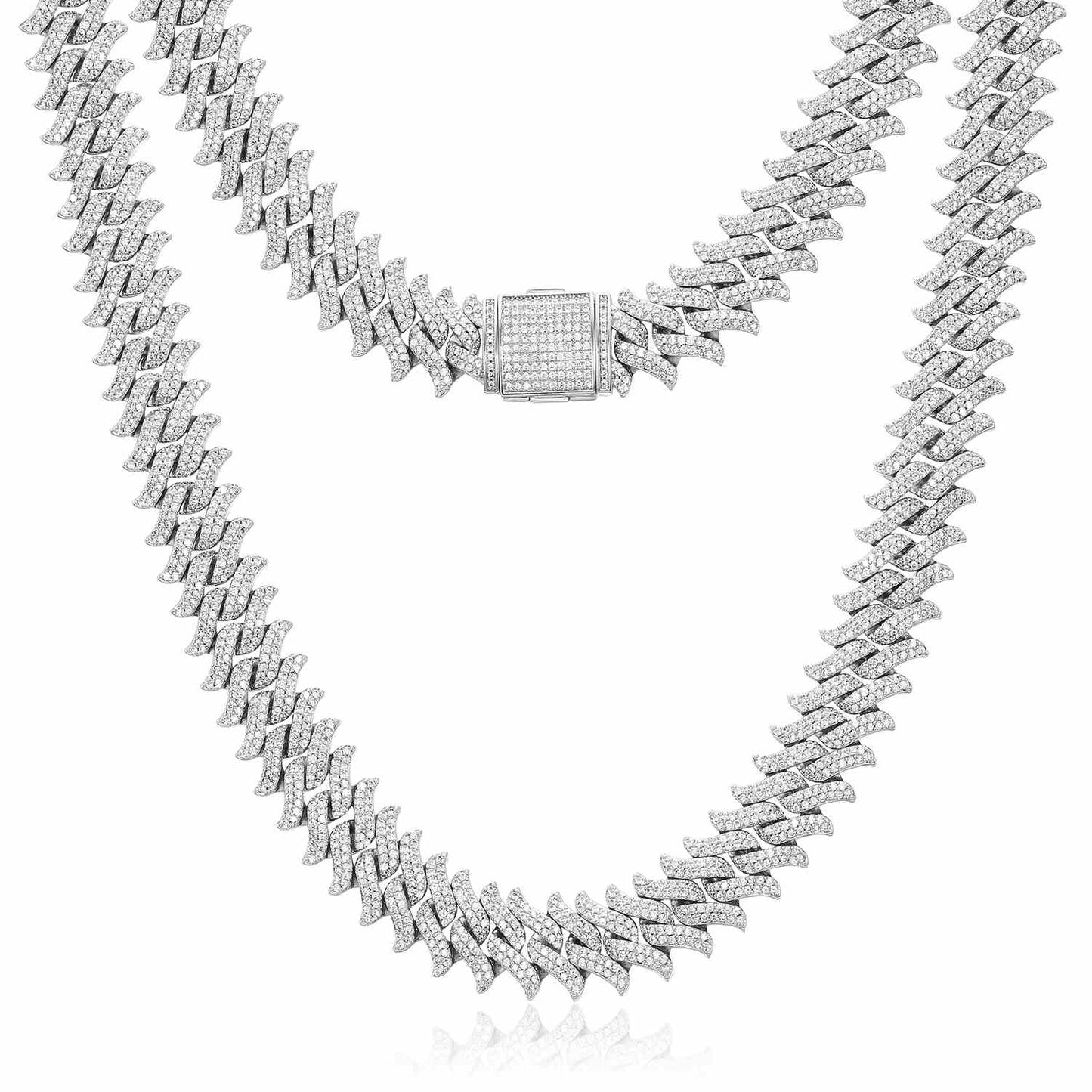 Cuban Link Chain in Thorns With Moisanite Diamond Diamlux
