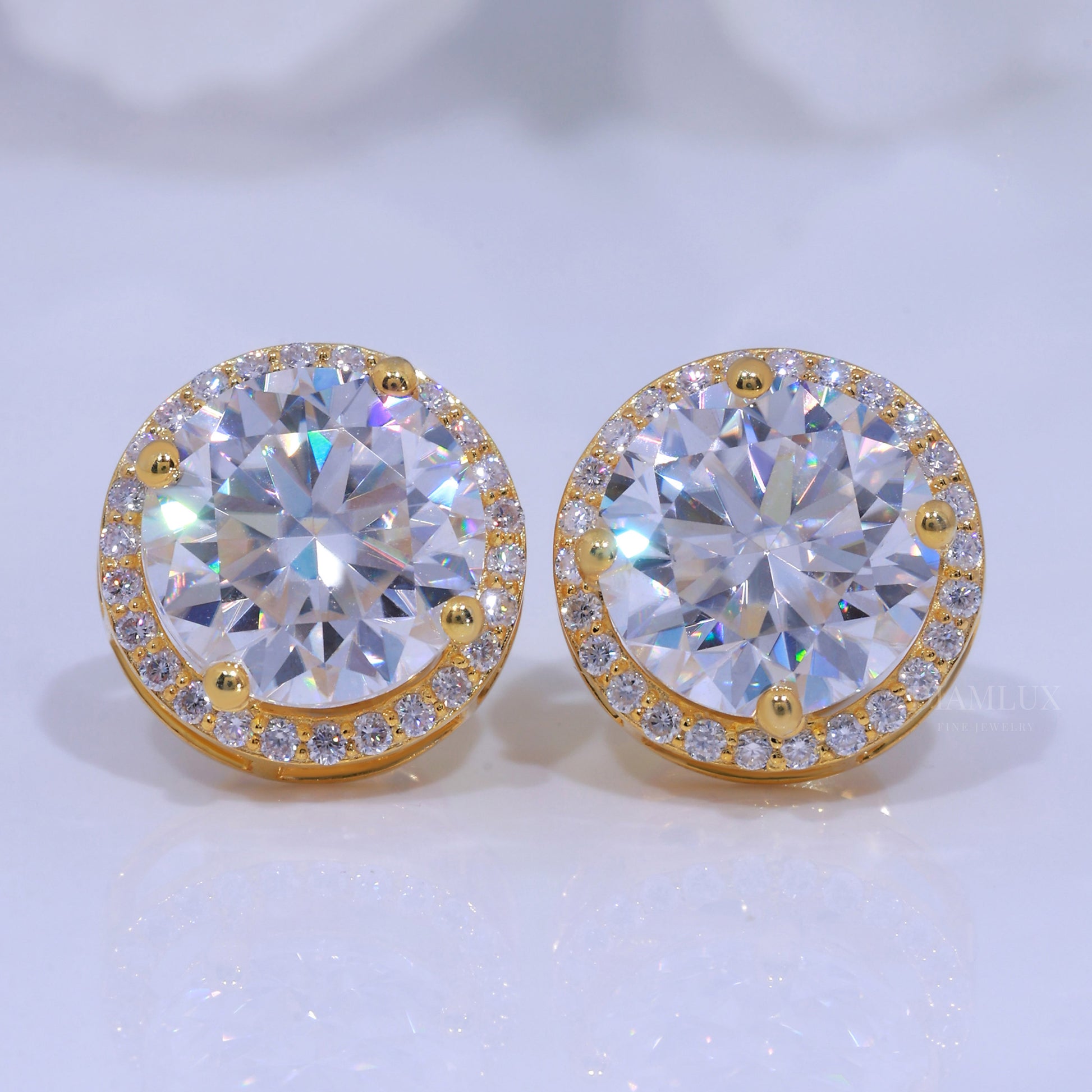 Classic Round Brilliant Cut Solitaire Studs in Yellow Gold Diamlux Fine Jewelry