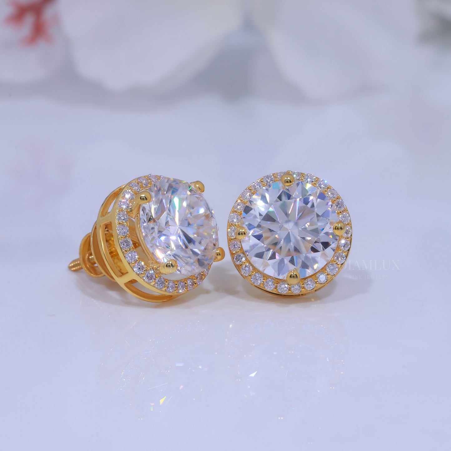 Classic Round Brilliant Cut Solitaire Studs in Yellow Gold Diamlux Fine Jewelry