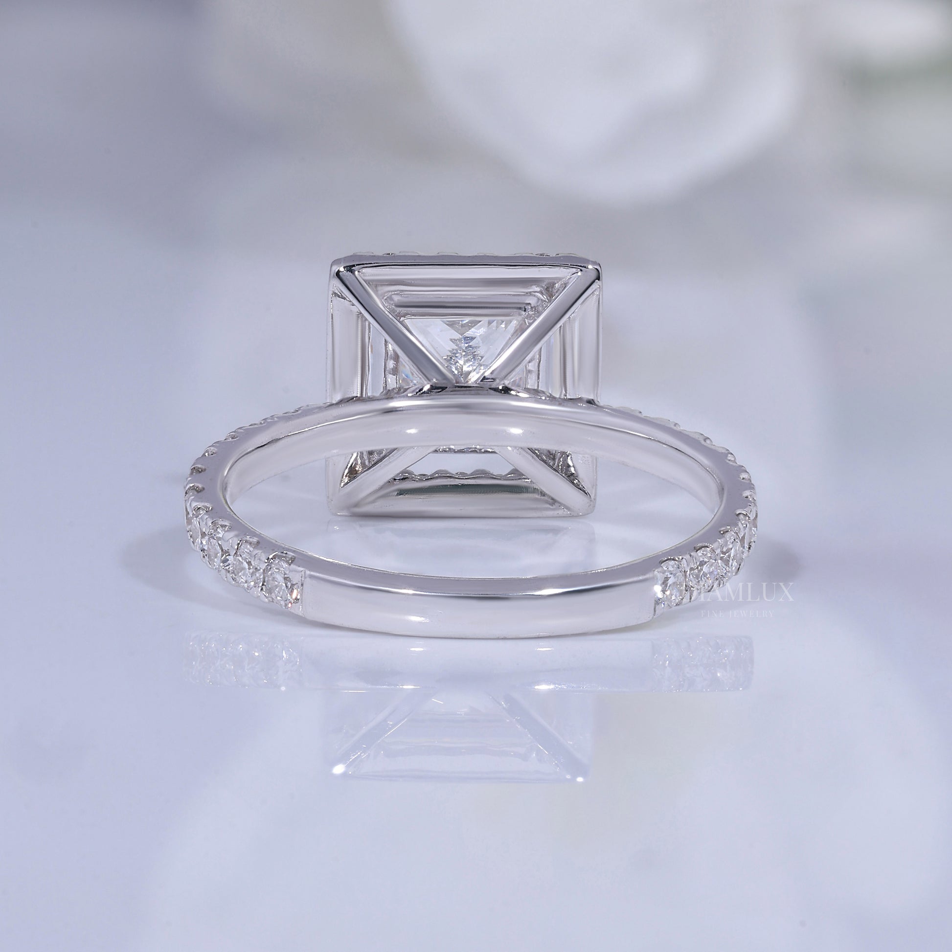 10kt Gold lab Diamond Ring Diamlux Fine Jewelry