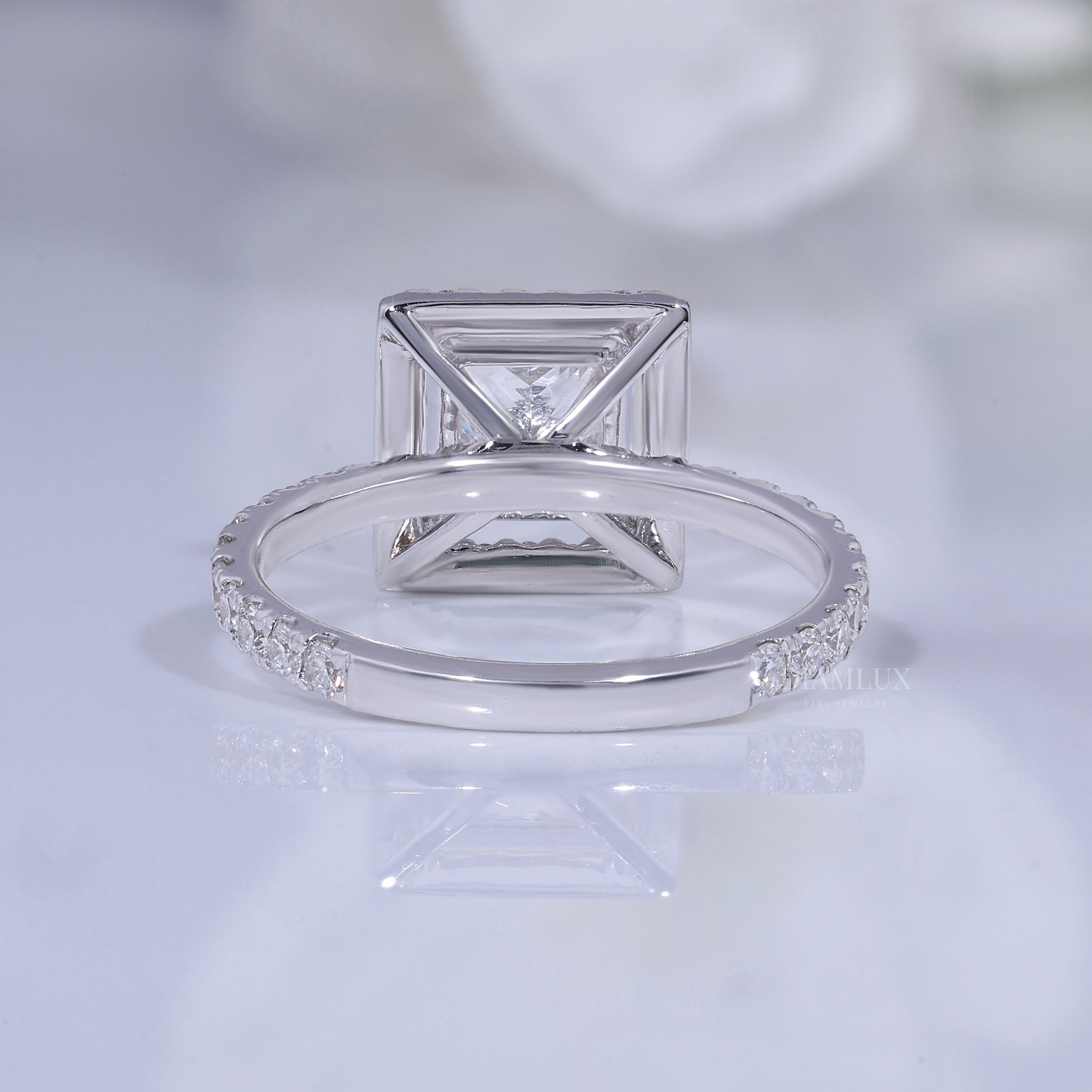 10kt Gold lab Diamond Ring Diamlux Fine Jewelry