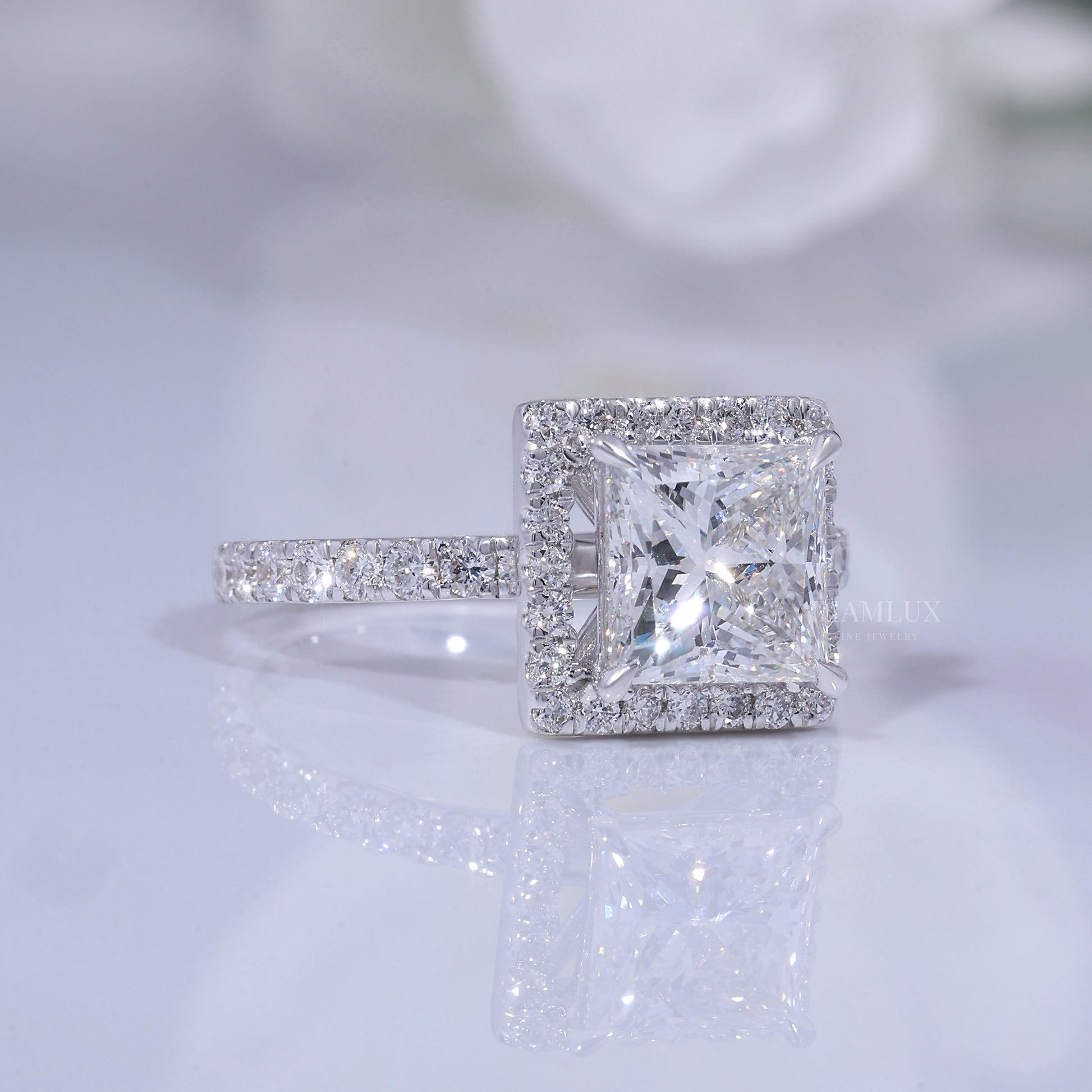 10kt Gold lab Diamond Ring Diamlux Fine Jewelry