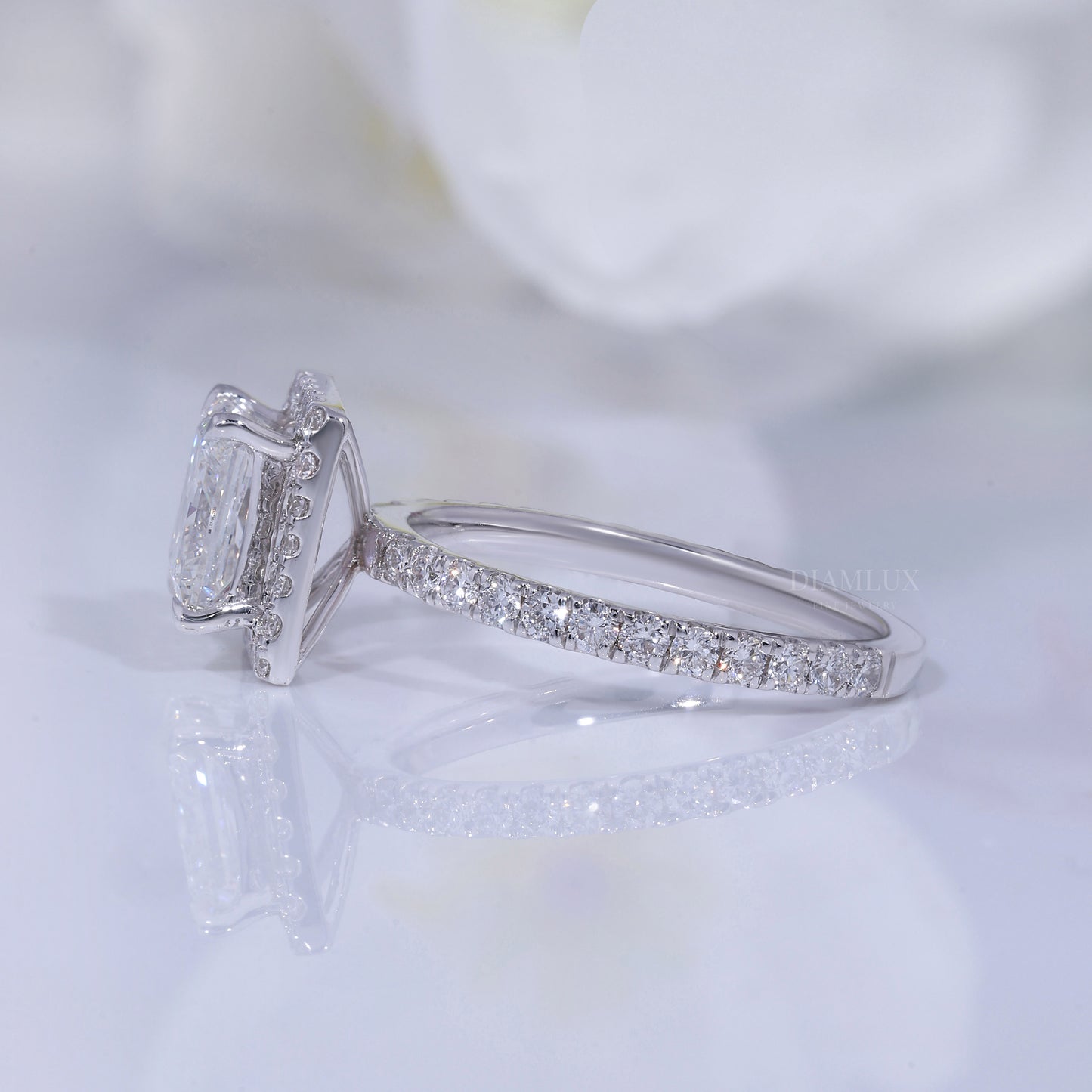 10kt Gold lab Diamond Ring Diamlux Fine Jewelry