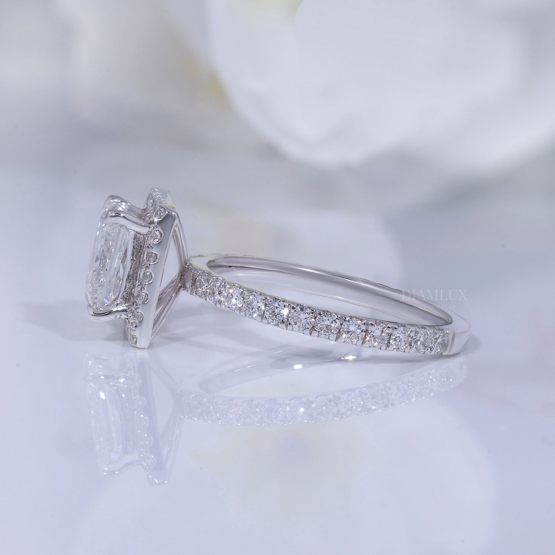 10kt Gold lab Diamond Ring Diamlux Fine Jewelry