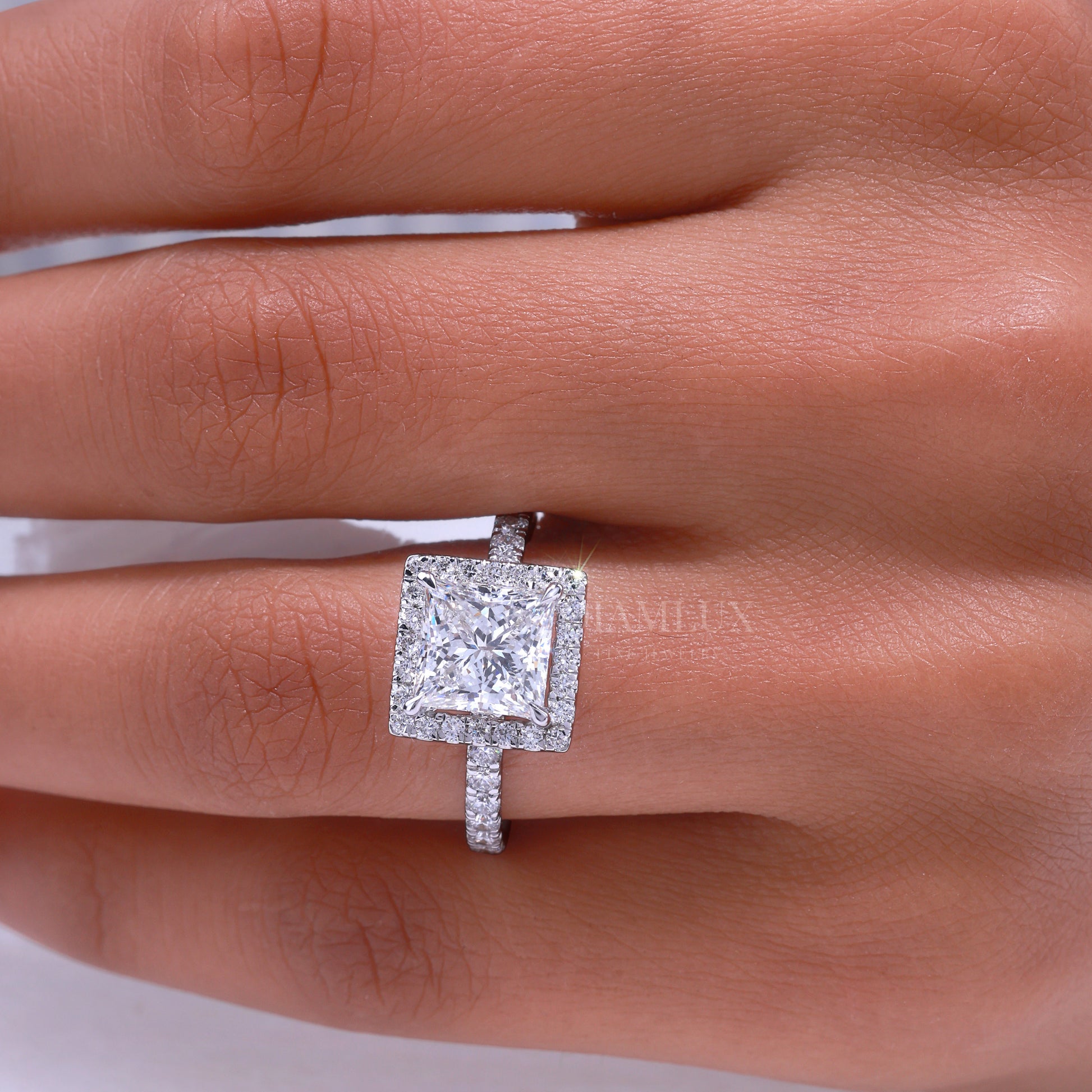10kt Gold lab Diamond Ring Diamlux Fine Jewelry