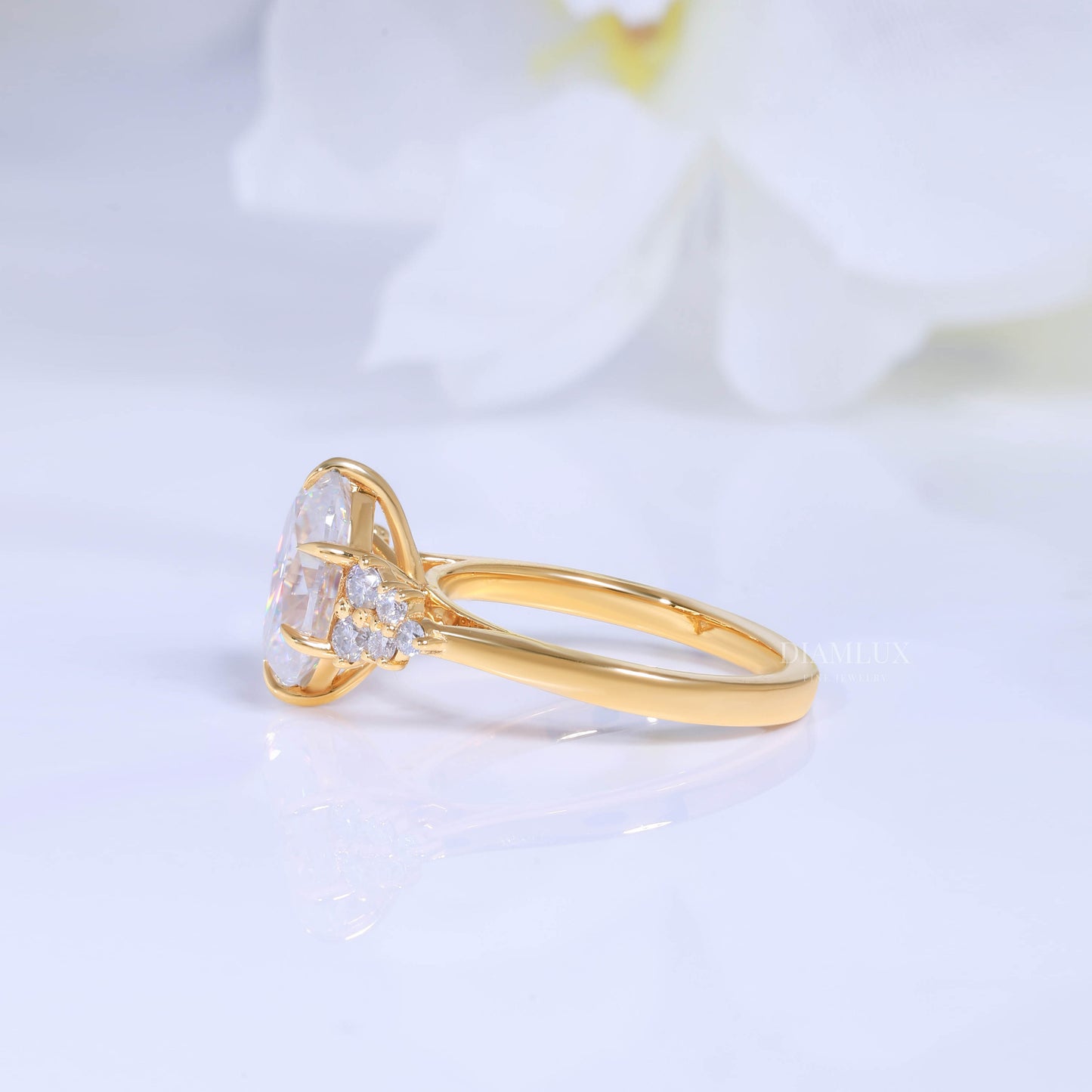 Pear Cut Lab Diamond Vintage Filigree Engagement Ring in 10kt Gold Diamlux Fine Jewelry