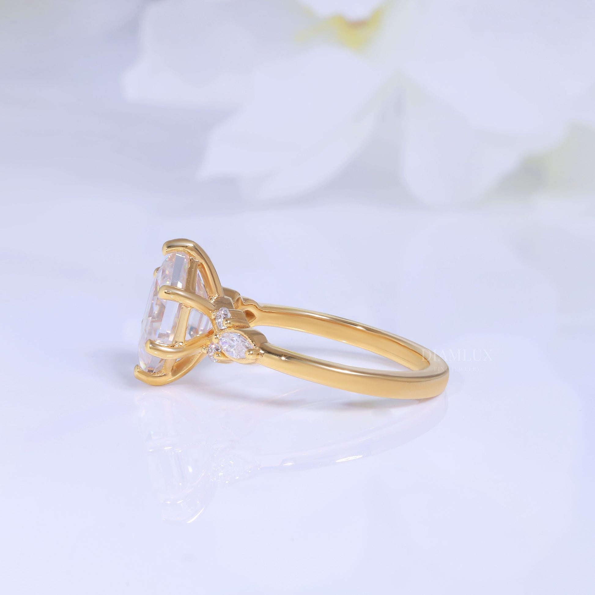 10kt Gold Hexagon Cut Lab Diamond Vintage-Inspired Ring Diamlux Fine Jewelry