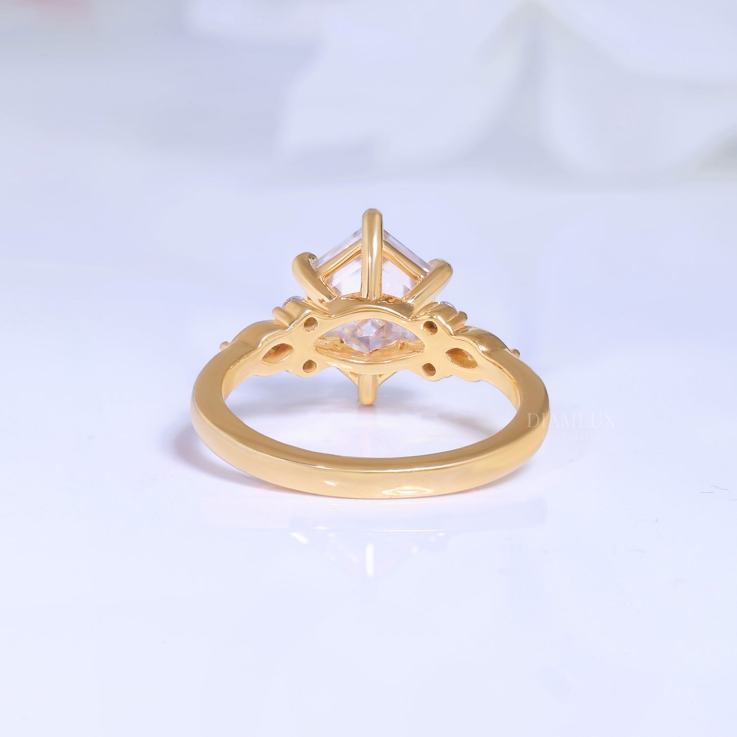 10kt Gold Hexagon Cut Lab Diamond Vintage-Inspired Ring Diamlux Fine Jewelry
