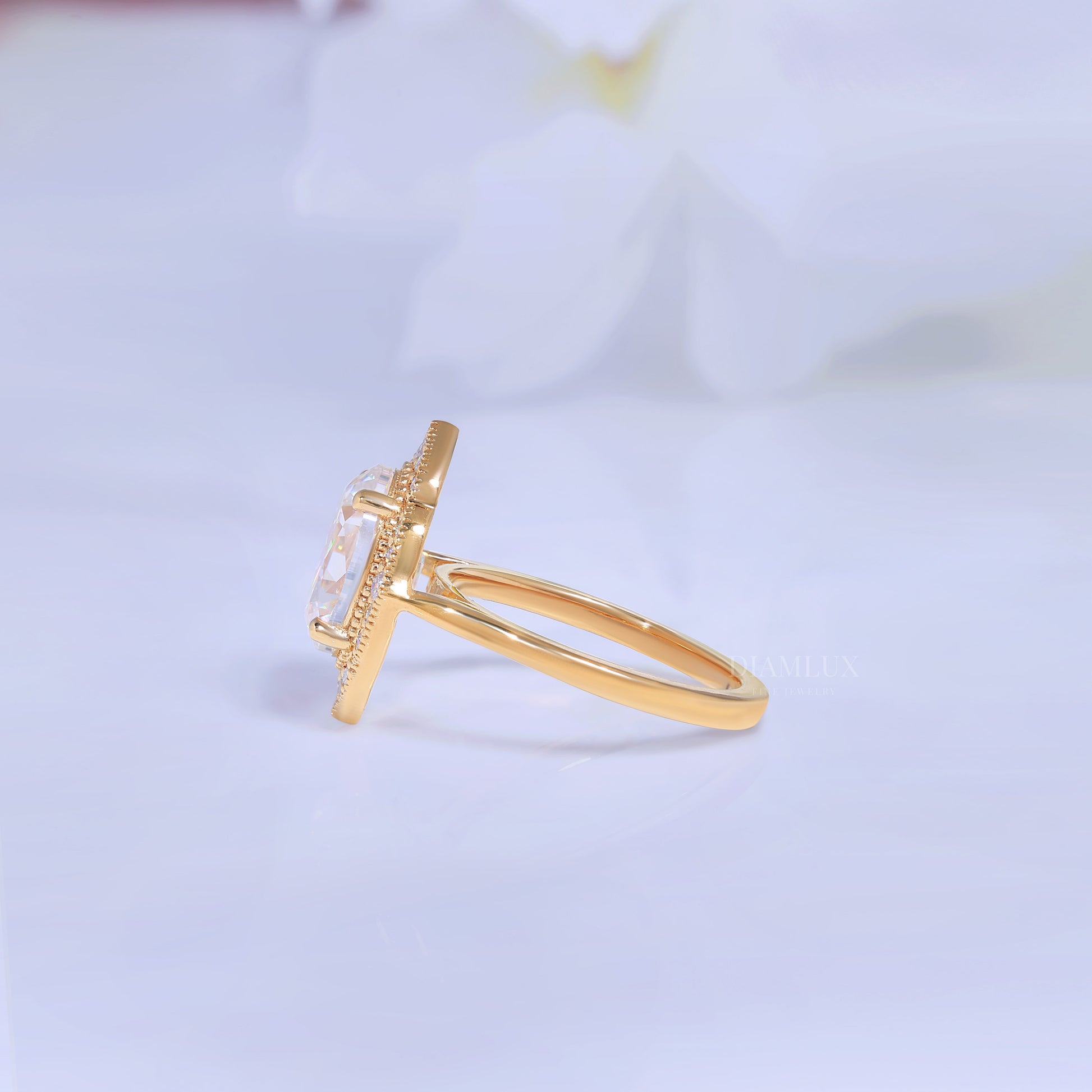 Yellow Gold Vintage-Inspired Oval Diamond Halo Ring Diamlux Fine Jewelry