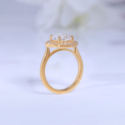 Yellow Gold Vintage-Inspired Oval Diamond Halo Ring Diamlux Fine Jewelry