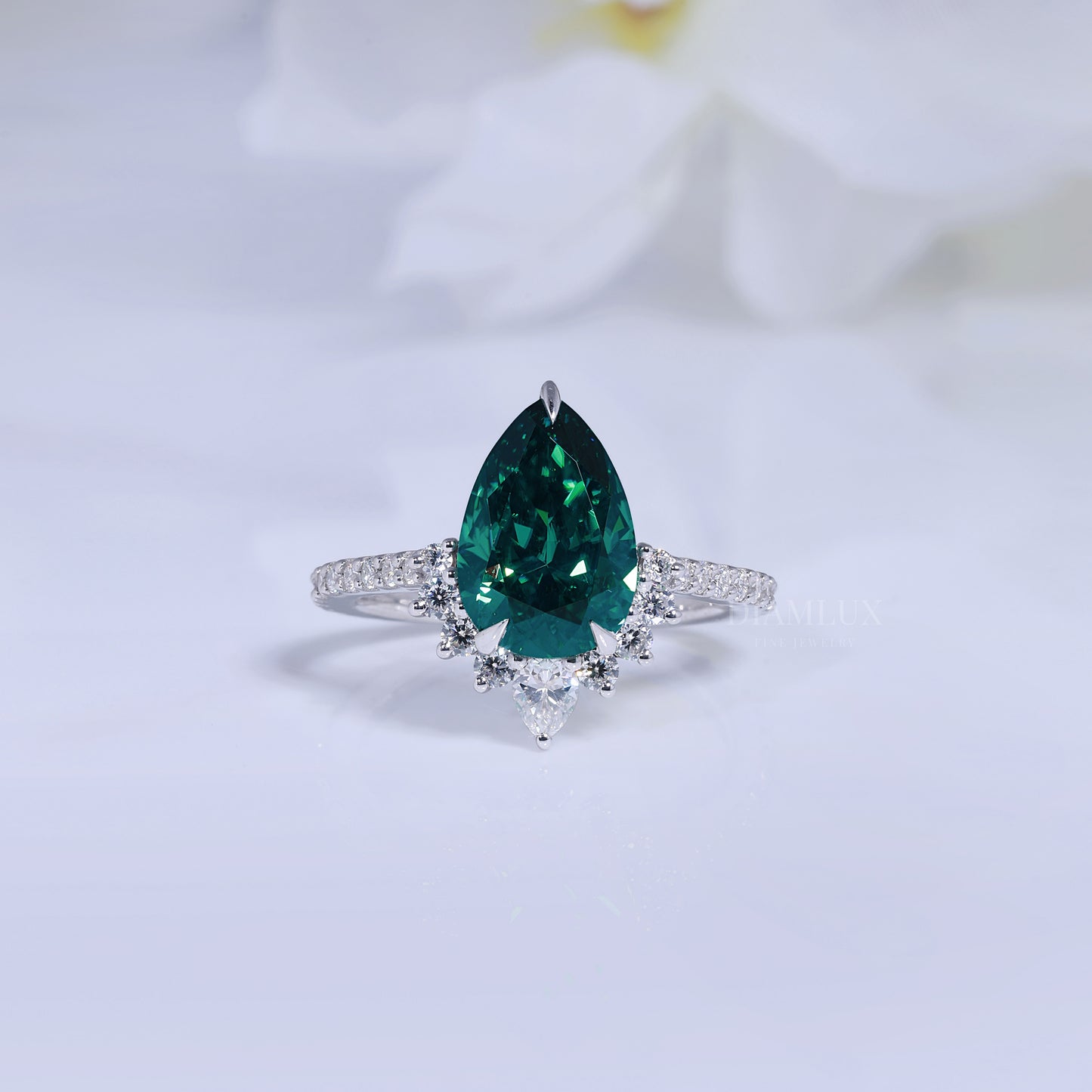 Elegant Pear-Shaped Green Gemstone Diamond Ring Diamlux Fine Jewelry