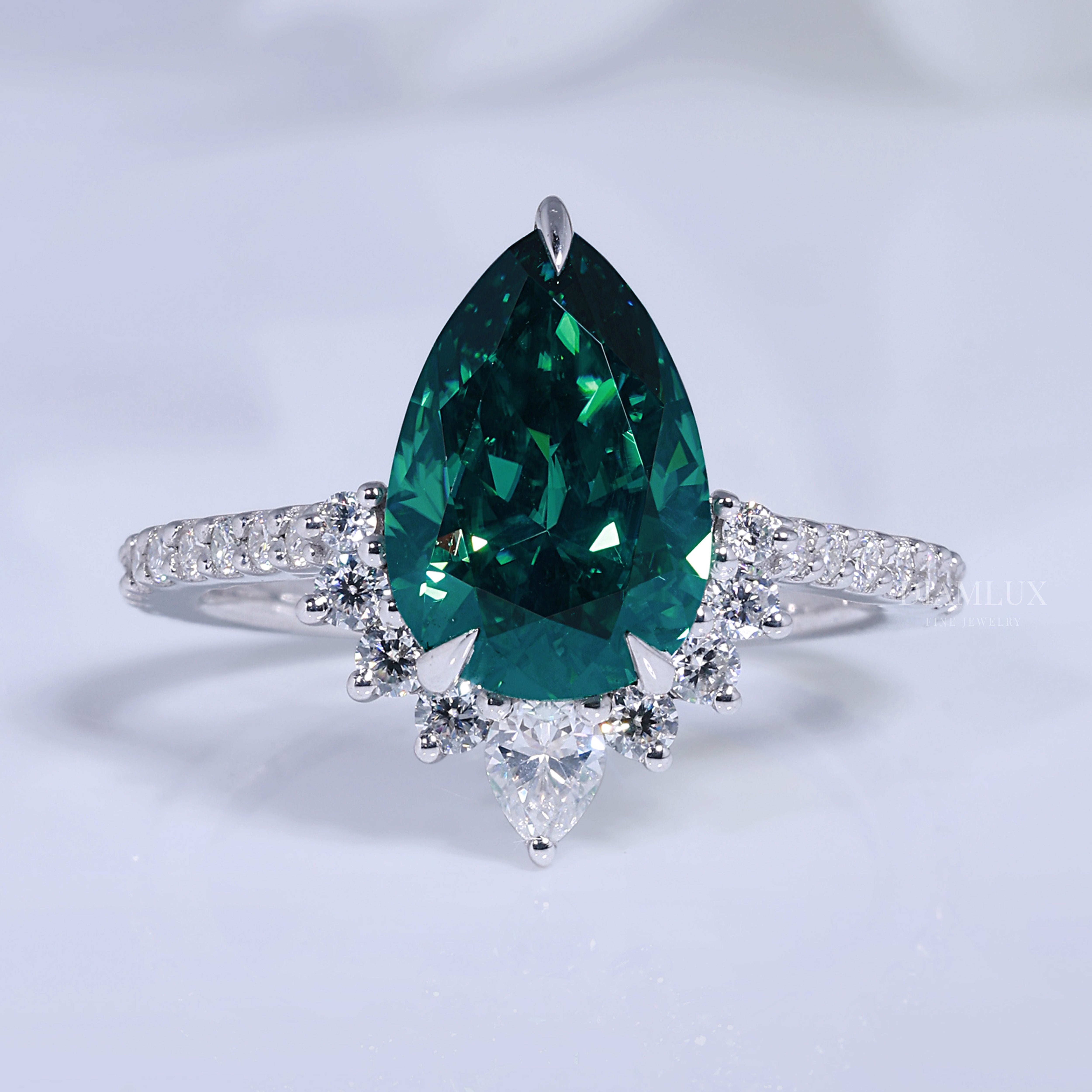 Elegant Pear-Shaped Green Gemstone Diamond Ring Diamlux Fine Jewelry