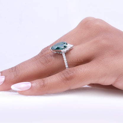 Elegant Pear-Shaped Green Gemstone Diamond Ring Diamlux Fine Jewelry