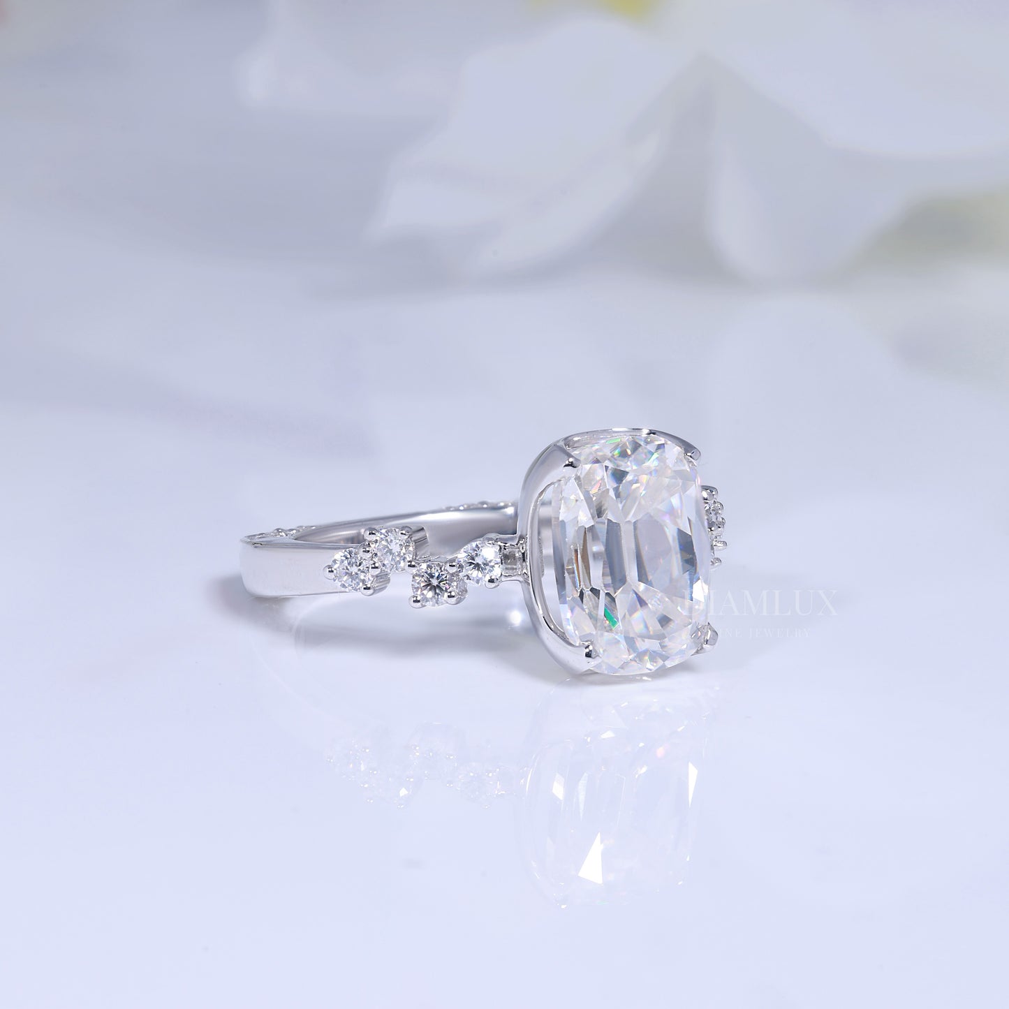 Elegant Cushion Cut Diamond Engagement Ring Diamlux Fine Jewelry