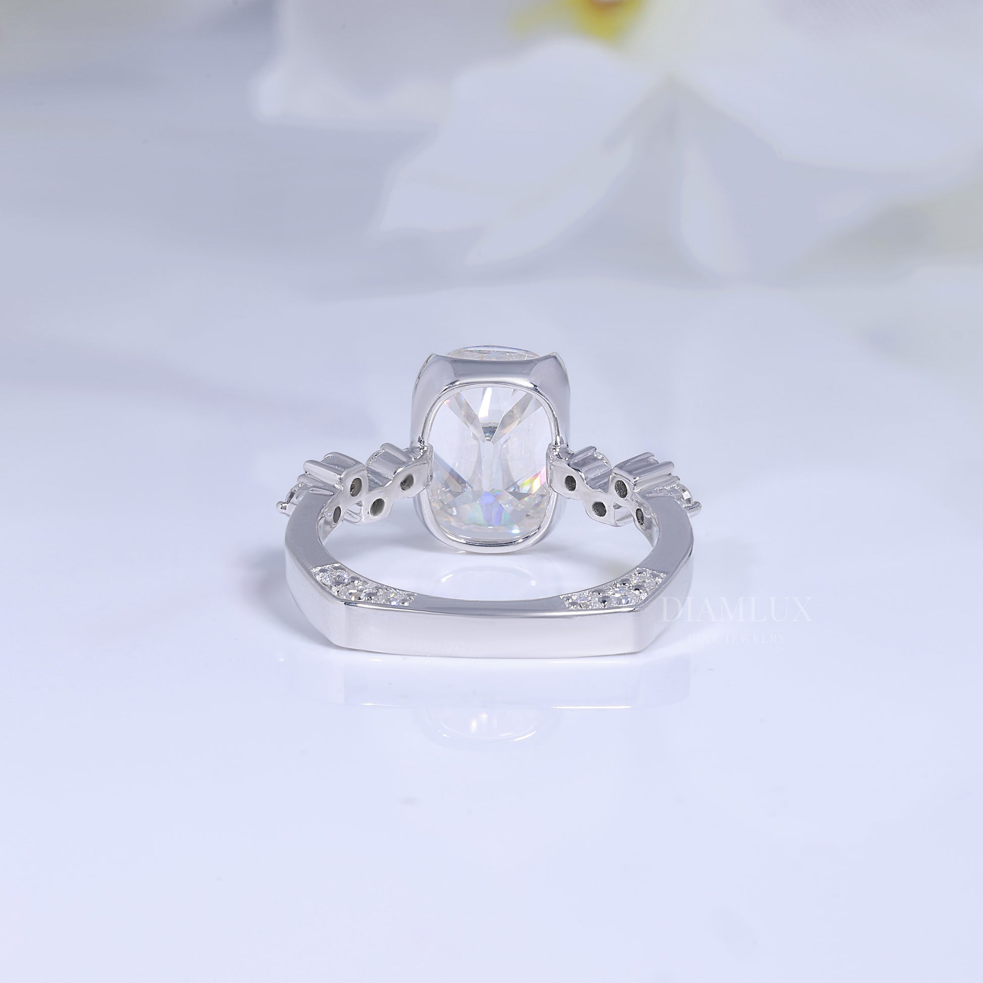 Elegant Cushion Cut Diamond Engagement Ring Diamlux Fine Jewelry