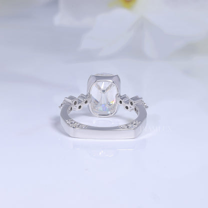 Elegant Cushion Cut Diamond Engagement Ring Diamlux Fine Jewelry